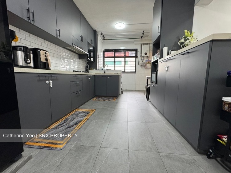 Blk 910 Jurong West Street 91 (Jurong West), HDB Executive #569614021